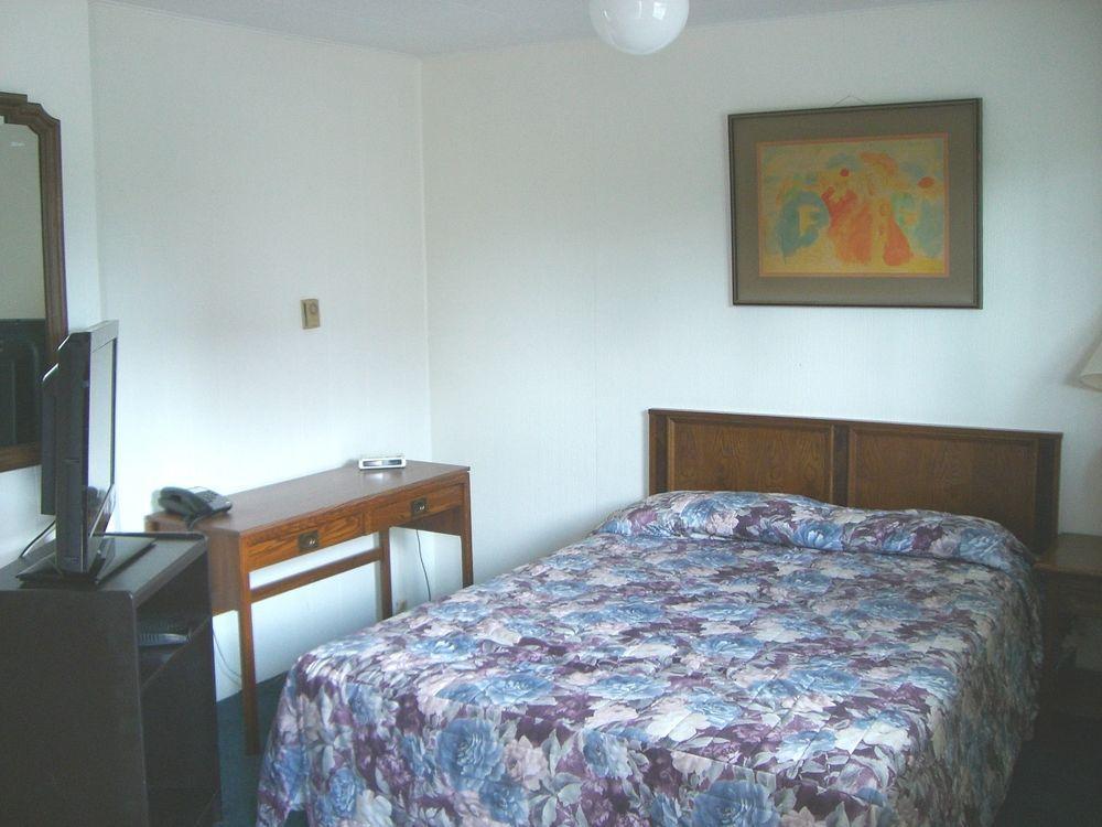 A-1 Alberni Inn Port Alberni Esterno foto