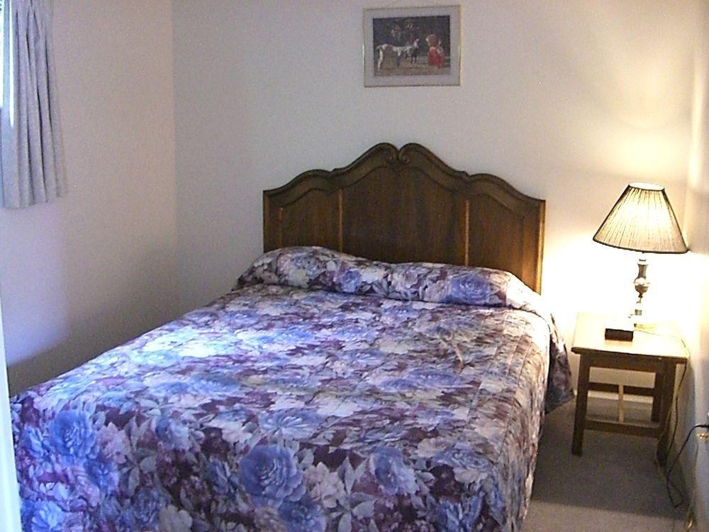 A-1 Alberni Inn Port Alberni Esterno foto