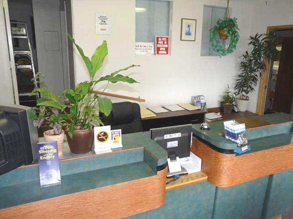 A-1 Alberni Inn Port Alberni Esterno foto