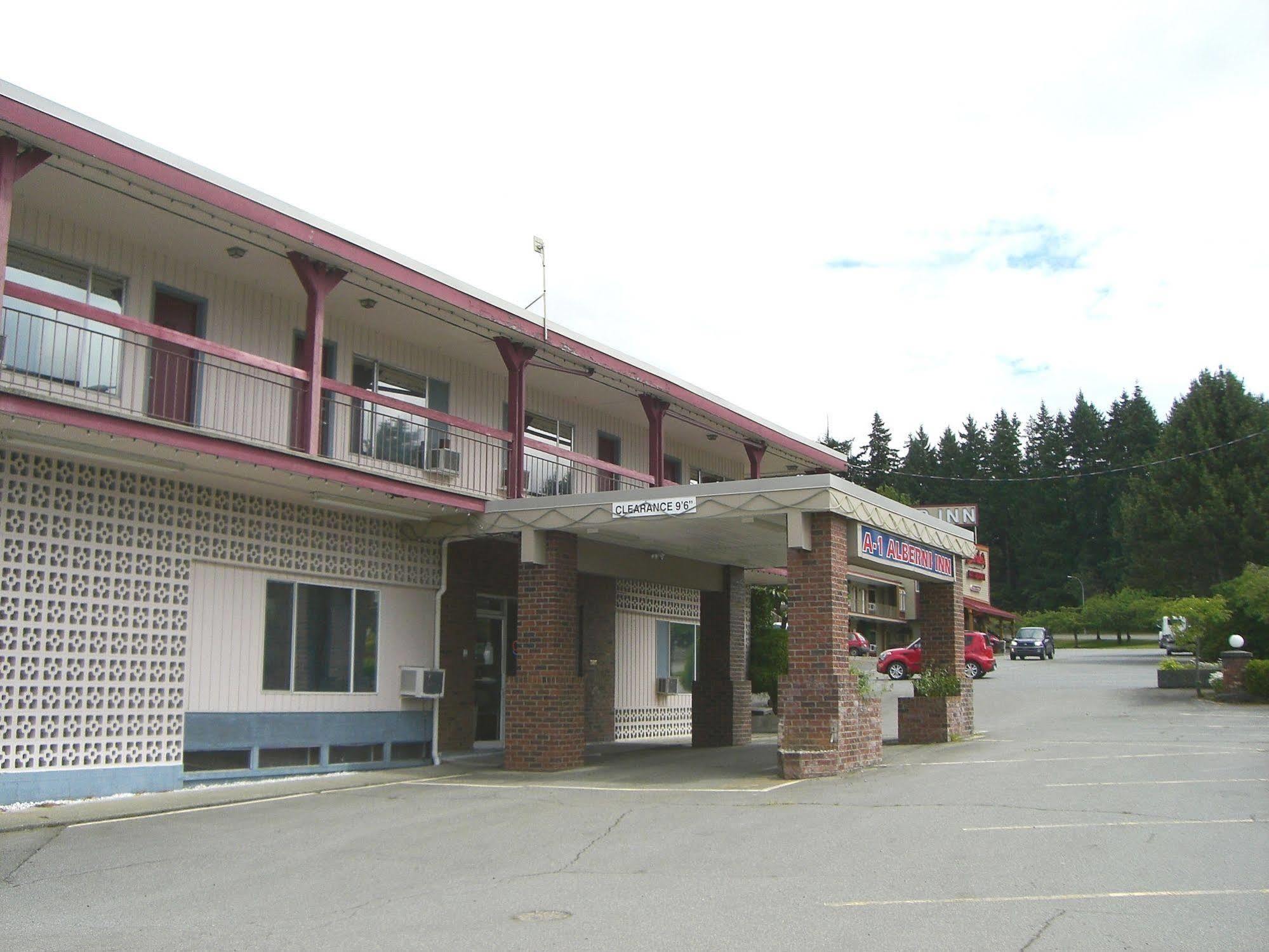 A-1 Alberni Inn Port Alberni Esterno foto